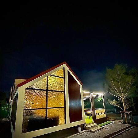 Ban Phan Sadet Nai Noree Jacuzzi House מראה חיצוני תמונה