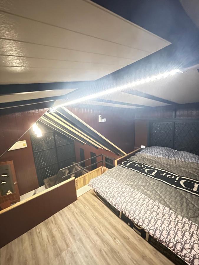 Ban Phan Sadet Nai Noree Jacuzzi House מראה חיצוני תמונה