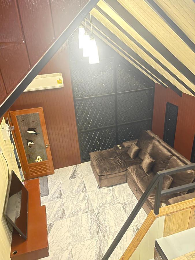 Ban Phan Sadet Nai Noree Jacuzzi House מראה חיצוני תמונה